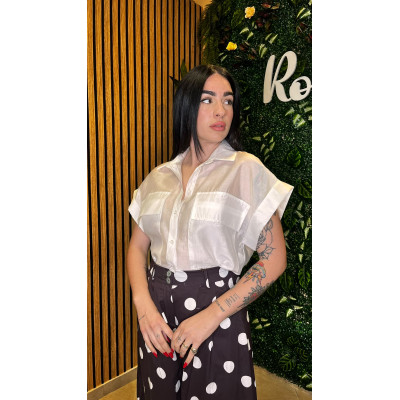 camicia bianca velata...