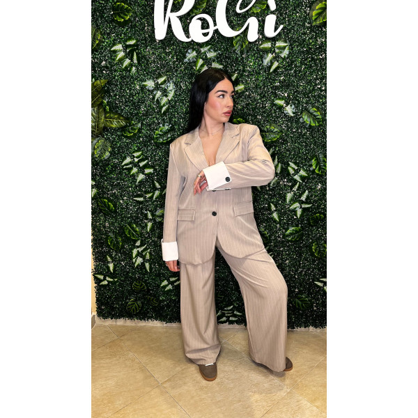 Tailleur Gessato  – Corda con Polsini a Contrasto