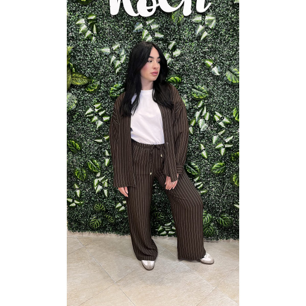 Coordinato Gessato Camicia & Pantalone – Set Oversize Marrone (Taglia Unica)